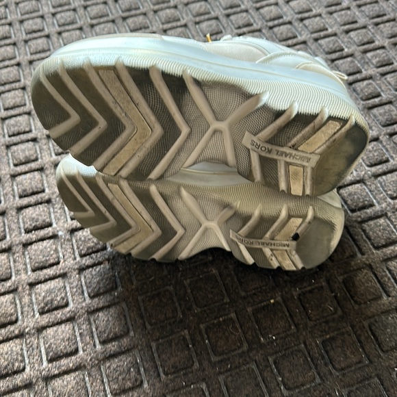 Michael Kors Felicia Platform Sneakers - White/Beige - Picture 5 of 8